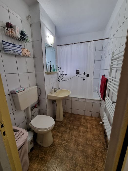 Inchiriez apartament cu 2 camere in cartierul Manastur