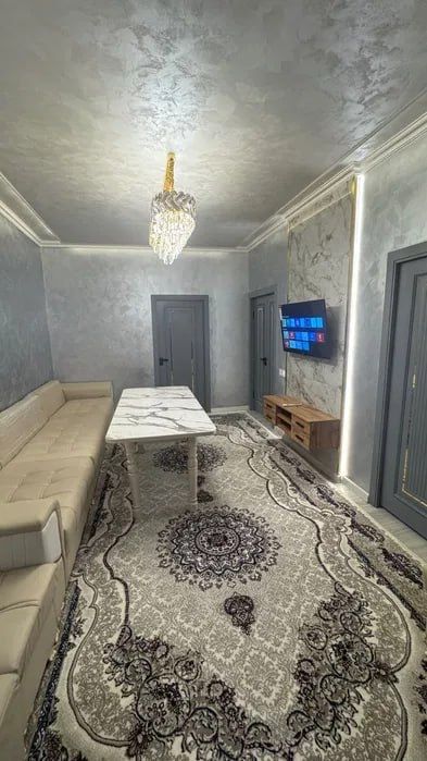 Чиланзар 9 квартал 2в3/4/4 Меб+Тех Балкон 1,5х6