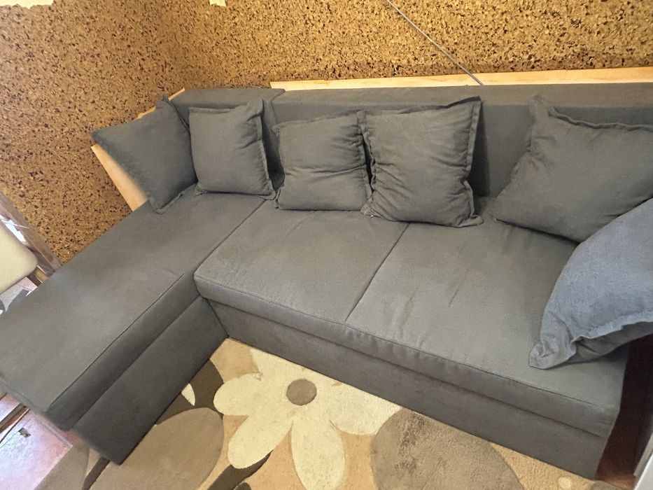 Mobilier de vanzare