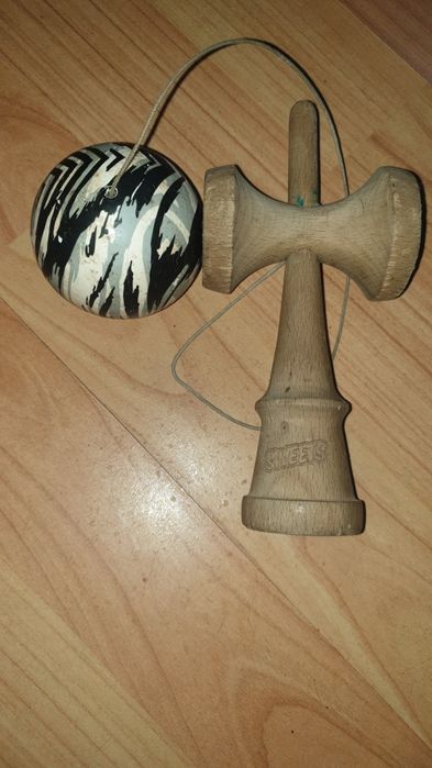 Sweets Kendama - Grain Split Raider