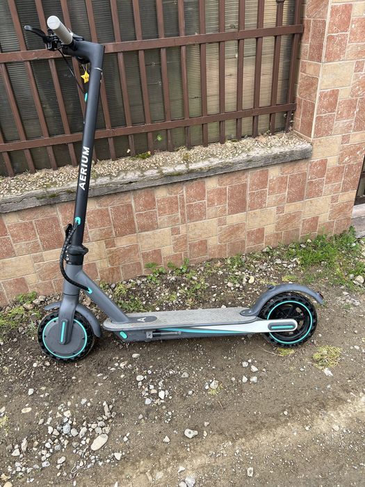 Trotineta electrica aerium t350 si suport telefon