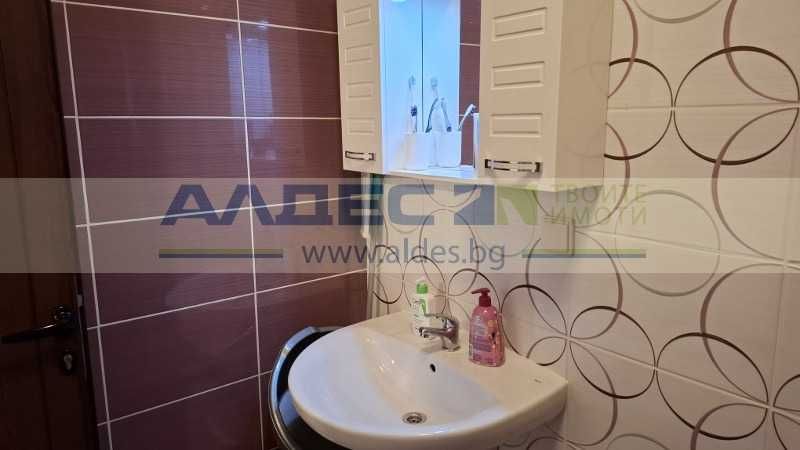 Дава се под наем Двустаен апартамент в София, Дианабад - 50 кв.м за 648.21 € - Снимка #12