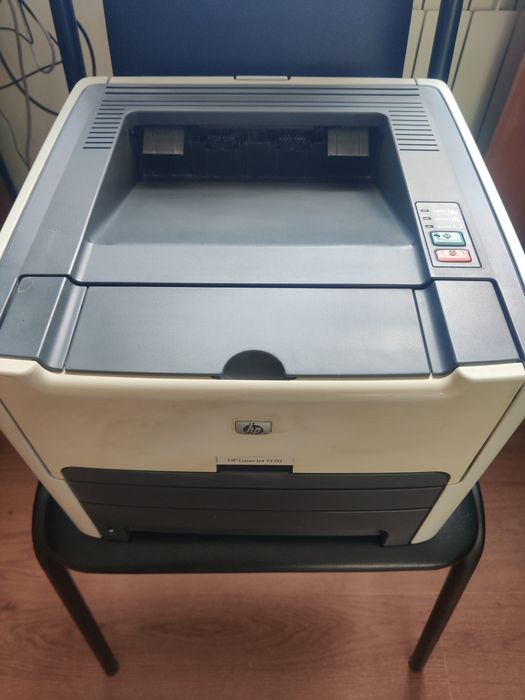 Принтер HP Laserjet 1320