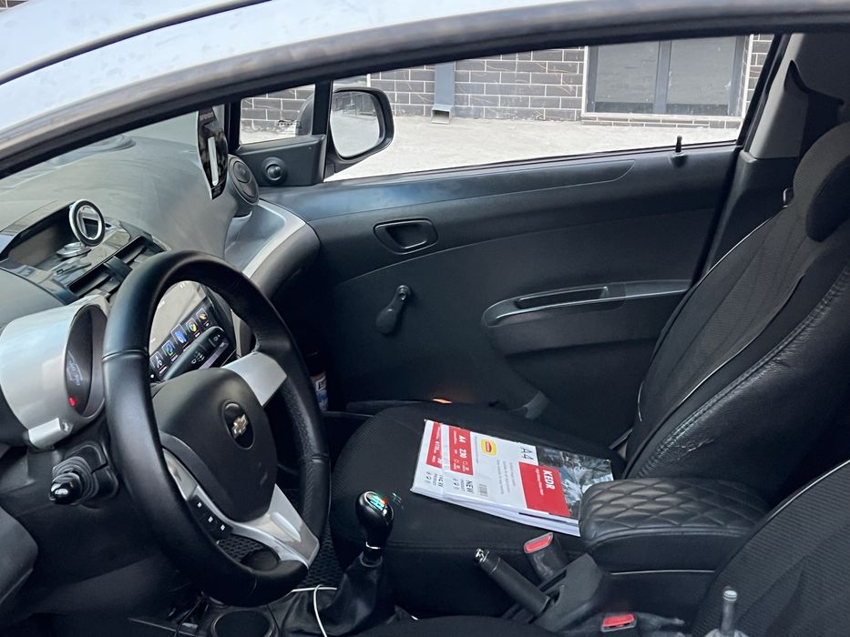 продайется спарк 2014 г