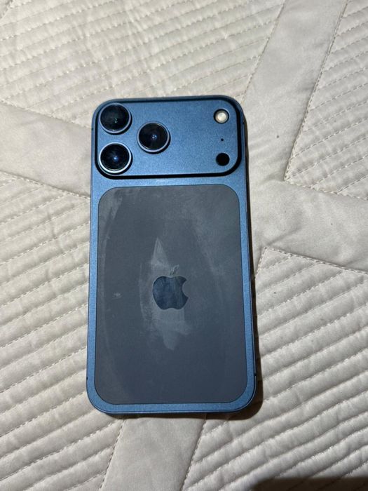 Айфон хр с коропкамен