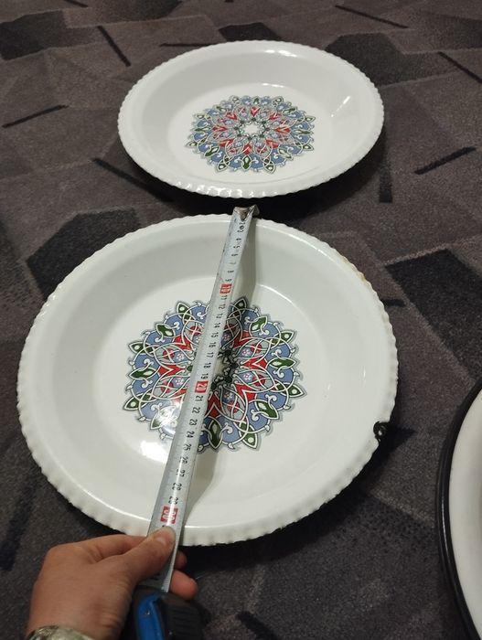 Табак ,миска, большая тарелка