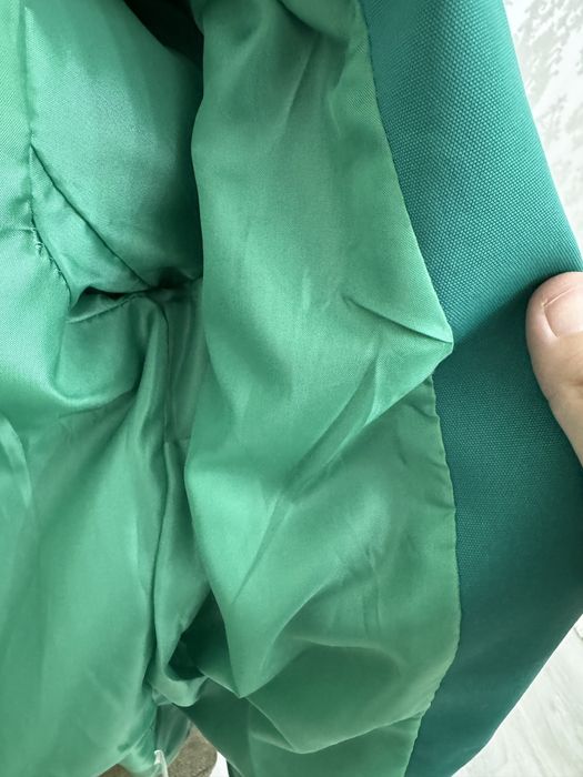 Продам костюм 42 размер