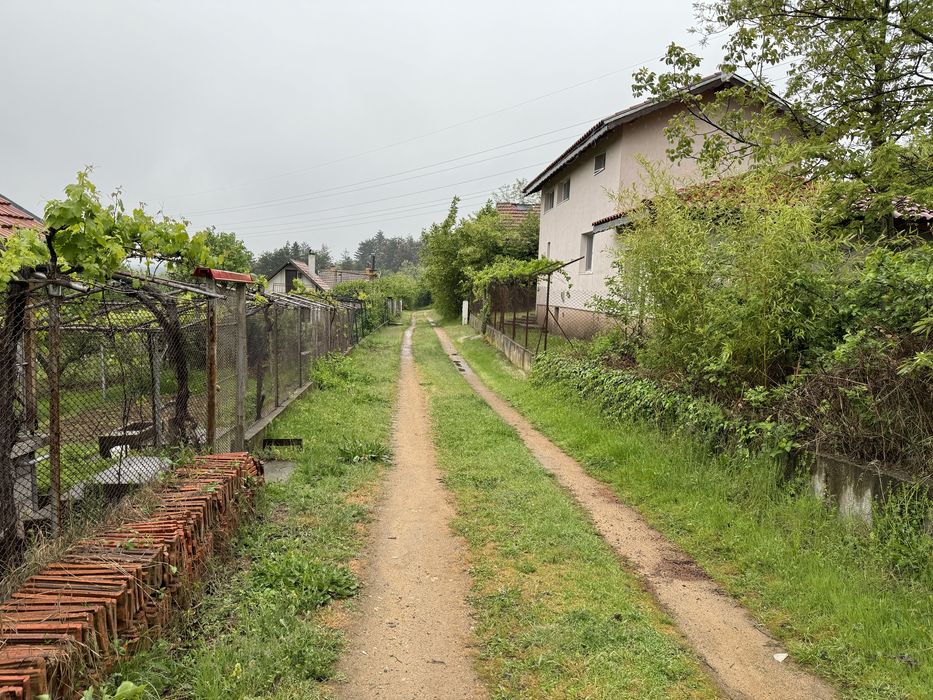 Продава се Парцел в Казанлък - 633 кв.м за 16 €/кв.м - Снимка #3