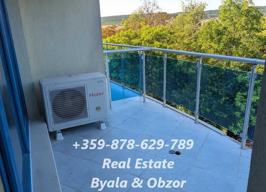 Продава се Двустаен апартамент в Обзор - 65 кв.м за 794 €/кв.м - Снимка #1