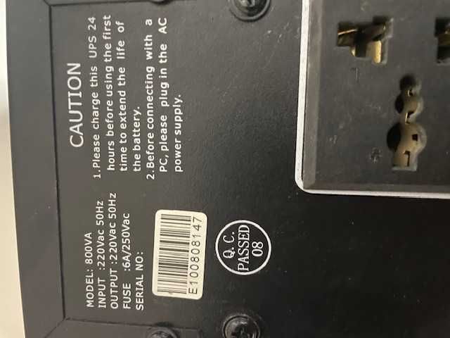 UPS ИБП AVT EAST ION в отл состоянии (надо заменить батарею)