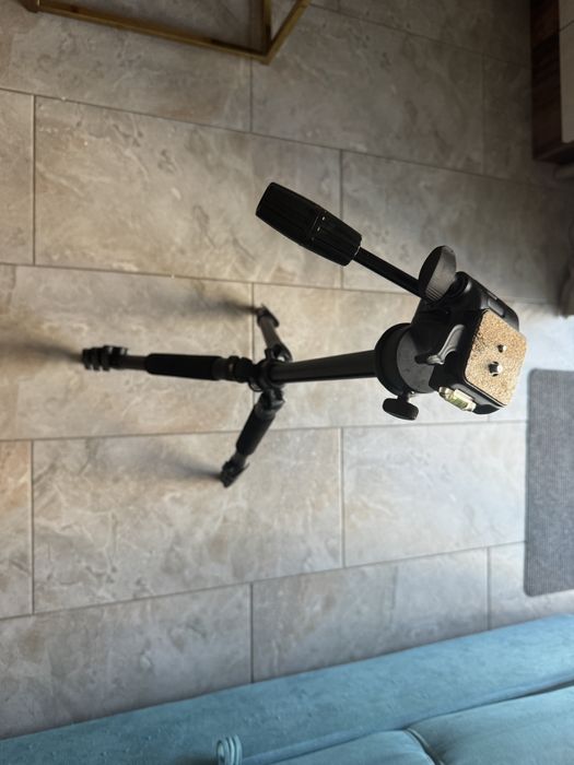 Trepied Fancier FT-6160 foto video camera