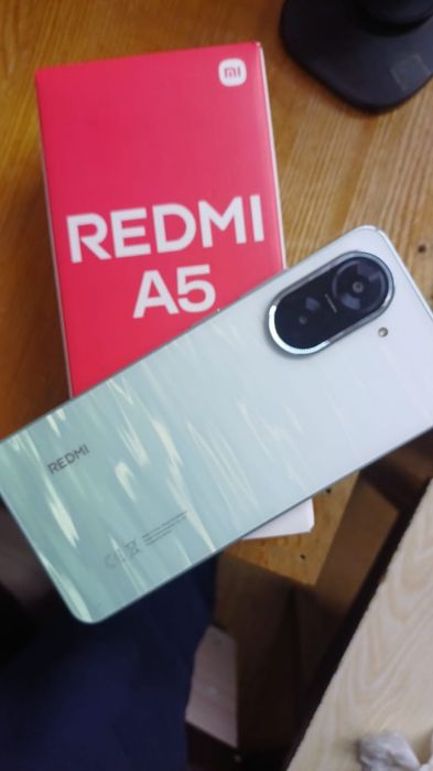 Продам телефон Редми А5