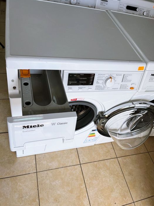 Пералня Miele WDA210WPM за части