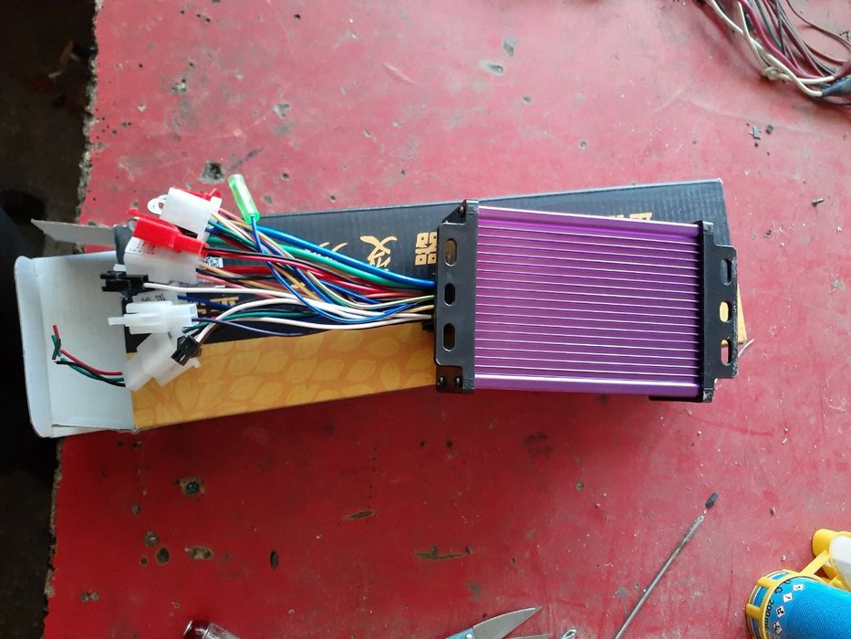 Контроллер для електроскутеров