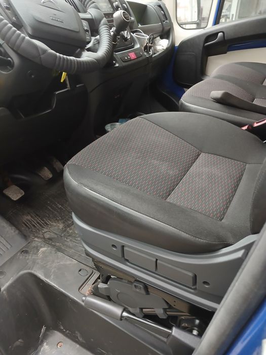 Продавам бус Ситроен Джъмпер