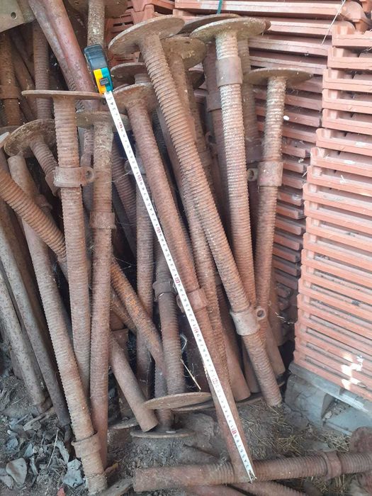 elemente schela  betonieră +topogan descărcre moloz