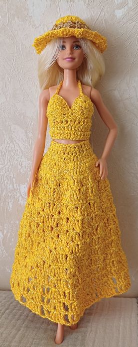 Дрехи за кукла Барби ръчно изработени нови