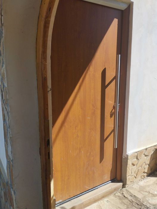 Немски входни врати Хьорман с остъкление