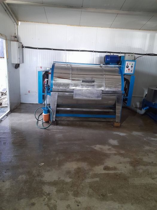 Afacere la cheie, utilaje de producție Izolație de lână  cardată