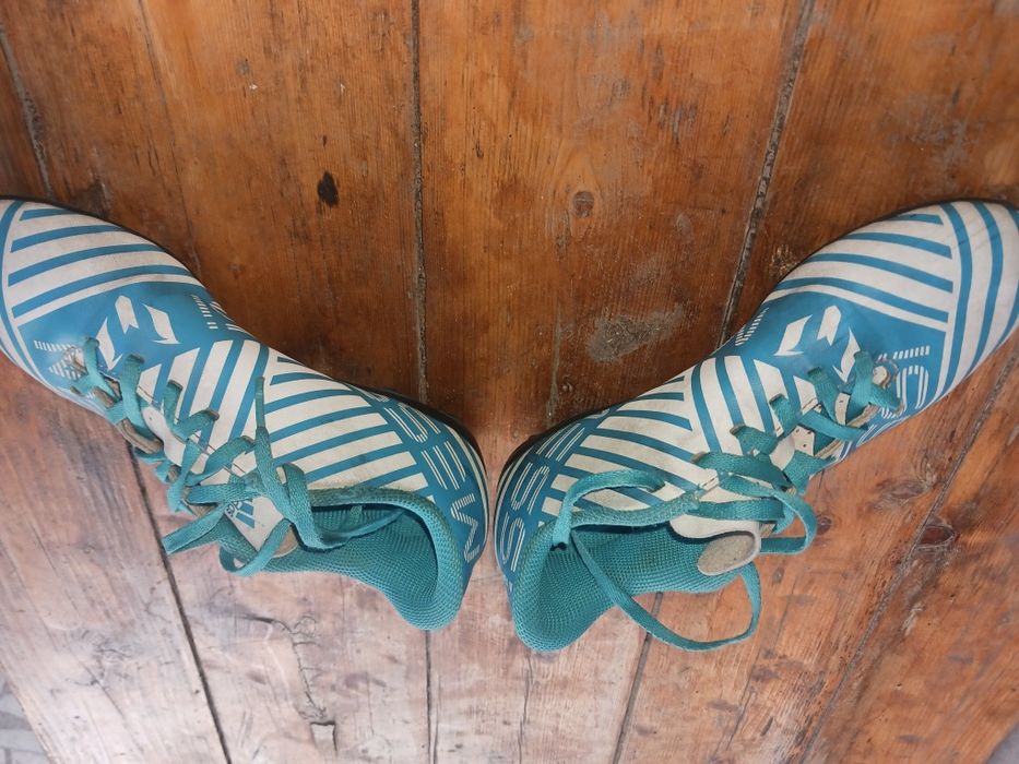 Детски футболни обувки Адидас 33ти номер