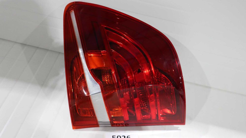 Десен външен стоп Н7 с крушки БМВ Х3 Ф25