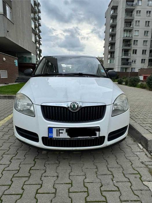 Skoda Fabia 2 1.2 HTP - masina perfecta pt oras sau ride sharing