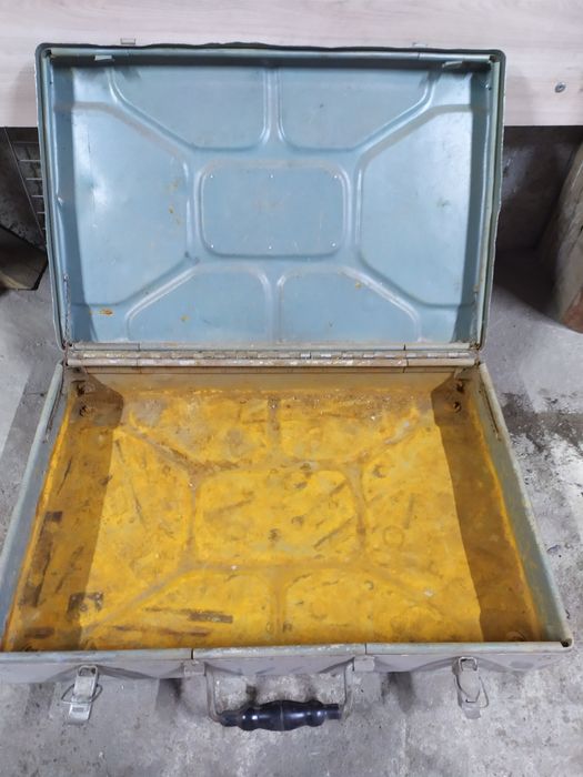 Ящик алюминиевый