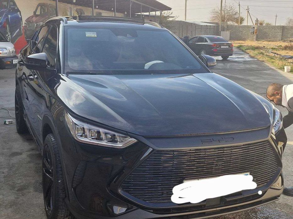 BYD Song Plus DM-i AWD Flagship Новый(Бронепленка+Тюнинг+4 шин+4 диск)