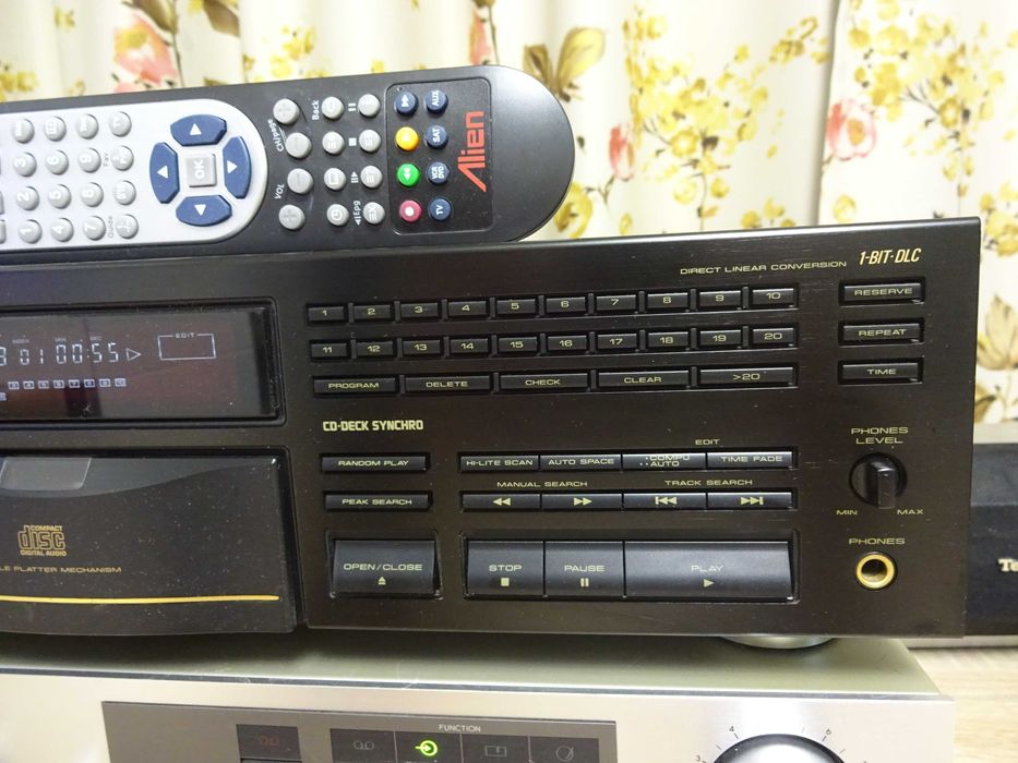 CD player Pioneer PD-7700