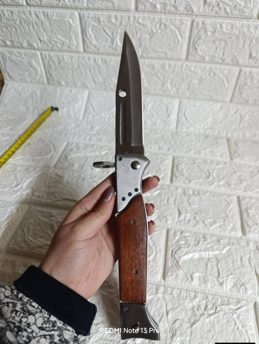 Огромен сгъваем АК