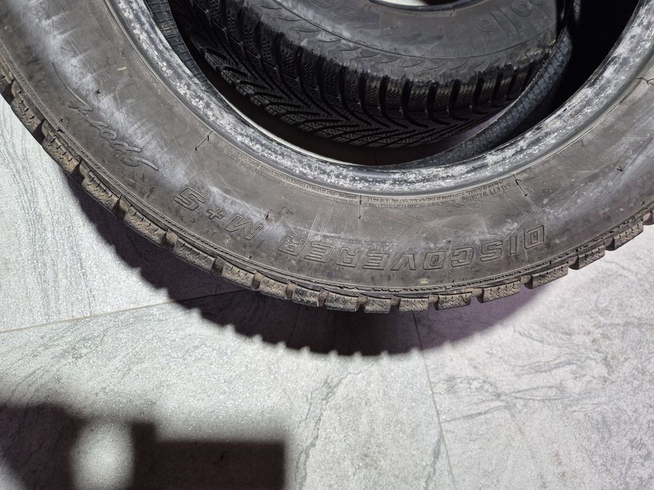 Vând cauciucuri 235/60/18 M+S set complet imp Germania