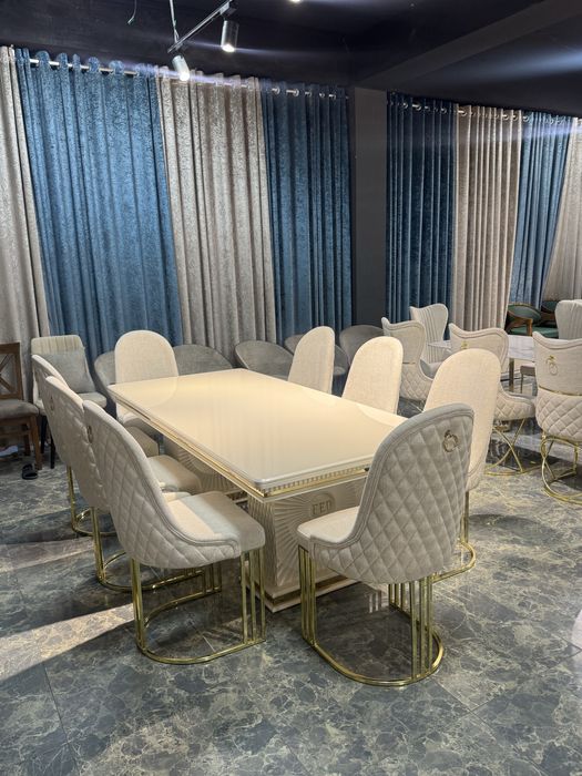 Stol Stul Neoklasika.  8/1