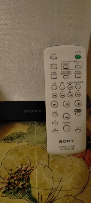 Музыкальный центр Sony.