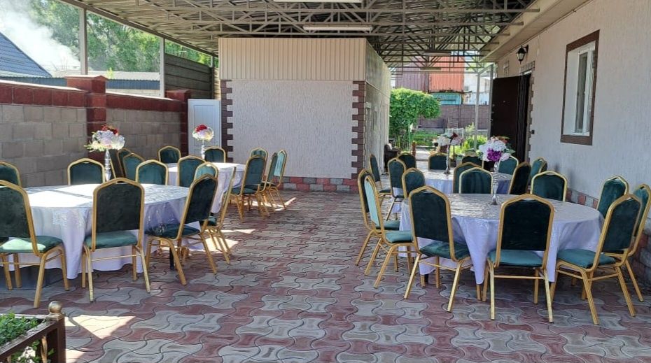 Аренда/прокат столов и стульев