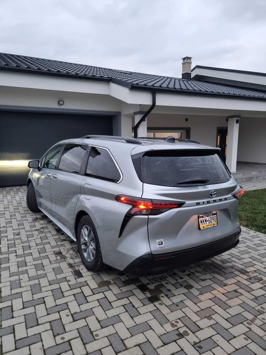 Toyota Sienna 2021