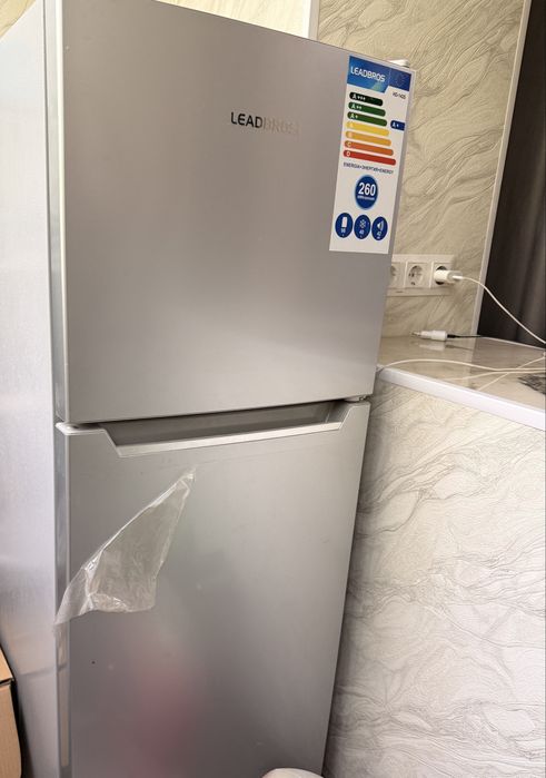 Продам холодильник