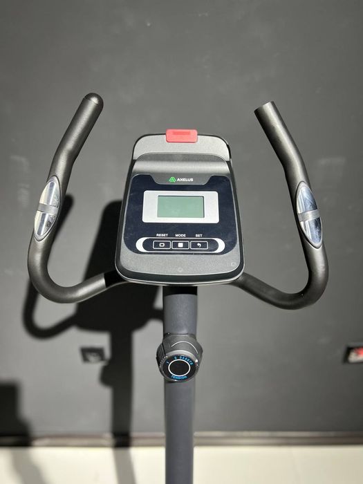 Велотренажёр Axelus AX0011 магнитный тренажёр для дома до 120 кг

• На