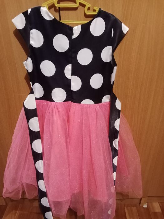 Срочно продадим красивое платье