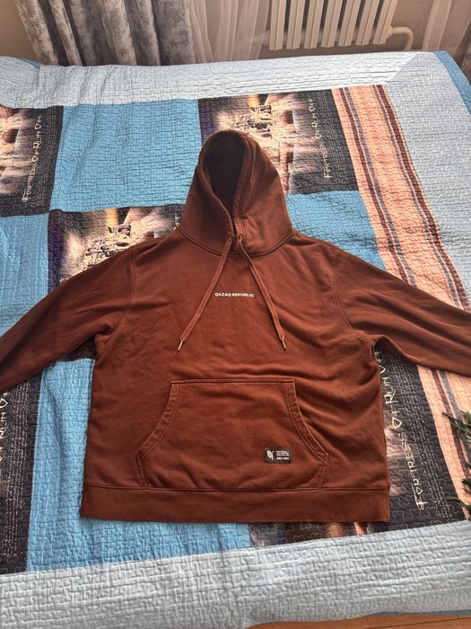 Толстовка Qazaq republik отдаю бесплатно