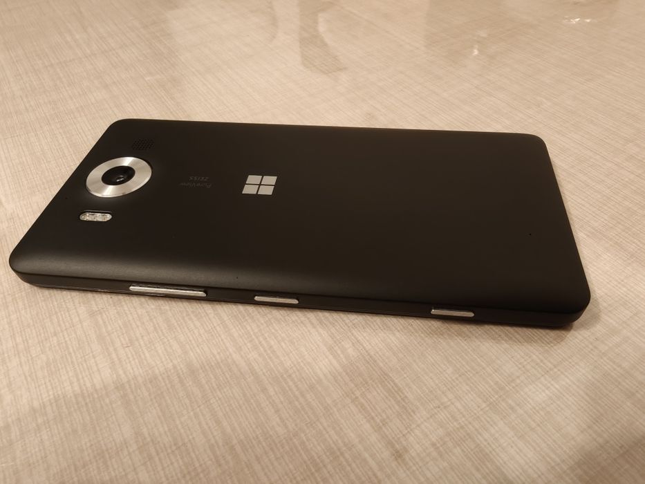 Microsoft Lumia 950 impecabil