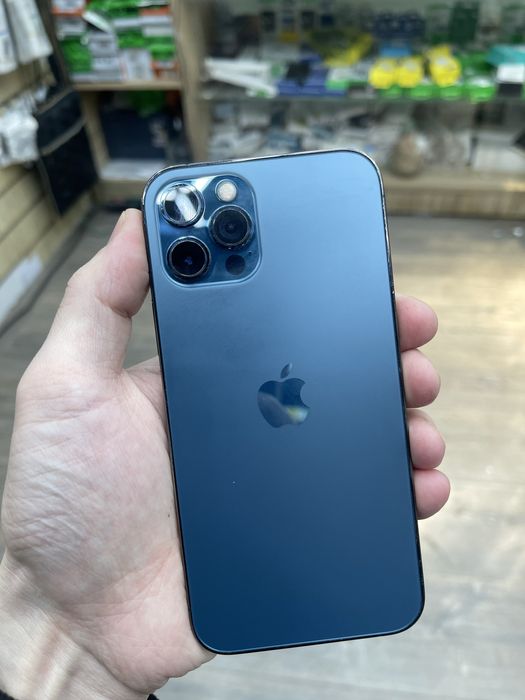 Продам айфон 12 прр