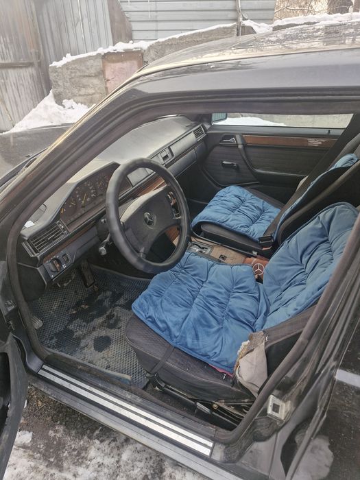 Продам мерседес на полном ходу