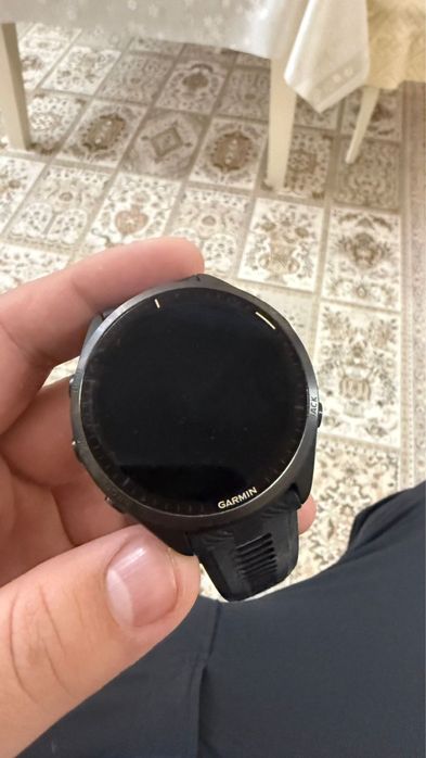 Продаю умные часы GARMIN