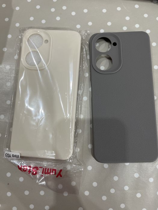 Продам чехоы на Vivo ноаые