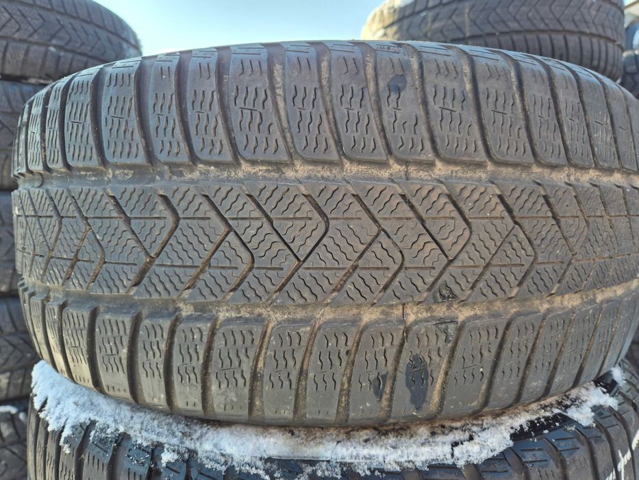 4 Anvelope IARNA 235/45/18 - PIRELLI - STARE F BUNA DOT 2022