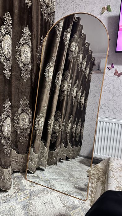 Зеркало напольное