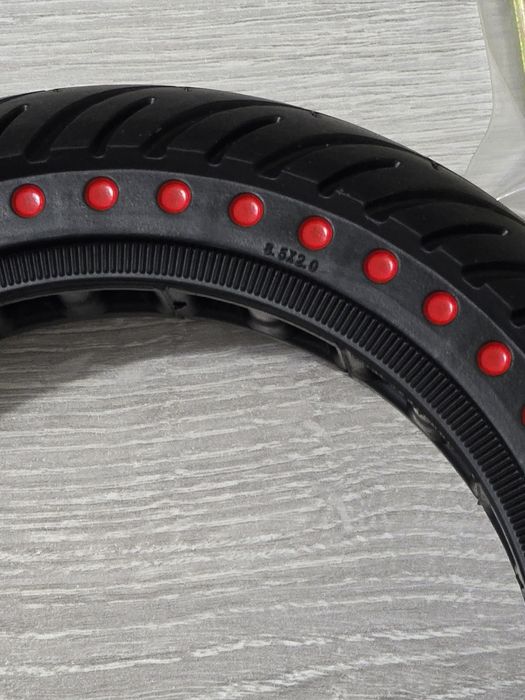 Anvelope solide 8.5x2 inch pentru trotinetă electrică – 2 bucăți