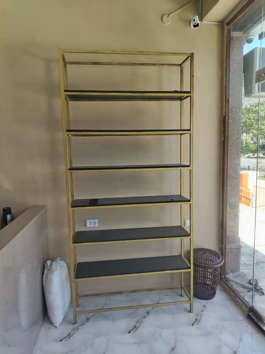 Jeniskiy butik uchun naveslar