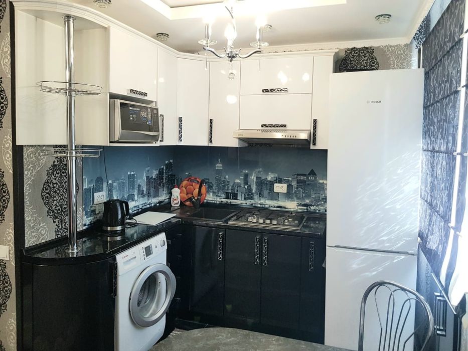 Бухар-Жырау Центр ЦУМ, Сити Мол, Абзал