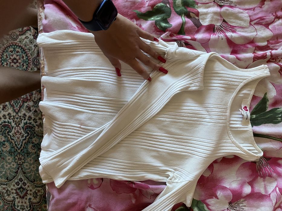 Свитшоты и топы брендовые